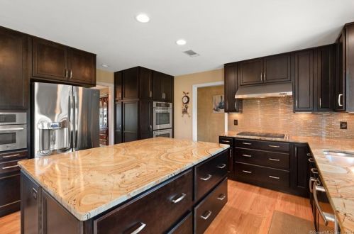 95 Gilbert Ln, Wapping, CT 06074-3606