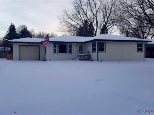 401 8th Ave, Corson, SD 57005-1431