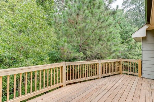 601 Lakeview Bnd Cir, Jefferson GA  30549-7061 exterior