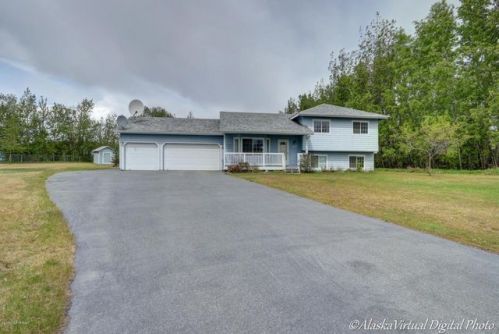 11701 Jenny Cir, Palmer, AK 99645-9358