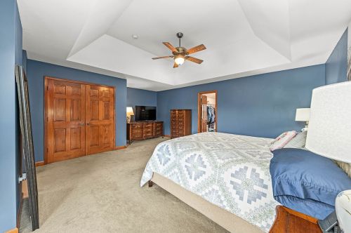 5 Crenshaw Ct, Lemont IL  60490-6614 exterior