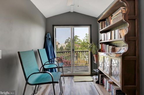 451 Market St, York PA 17403-1255 exterior