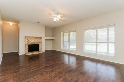 6755 Thaddeus Dr, Fort Worth TX  76137-6642 exterior