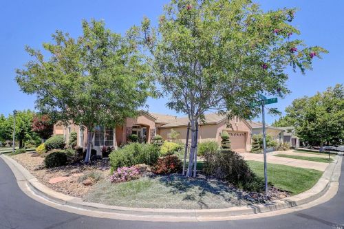 678 Pinehurst Dr, Rio Vista, CA 94571-2104