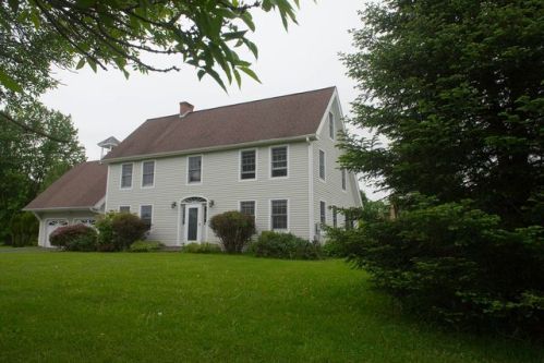 615 Higuera Rd, Barre, VT 05641-8910