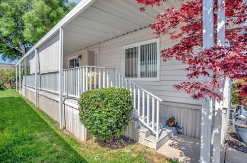 2 Calle Margarita, Elk Grove, CA 95624-2506