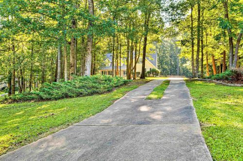 15 Ingram Ct, Newnan, GA 30263-6937