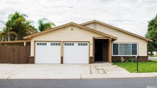 1009 Ebbetts Ave, Manteca, CA 95337-6023