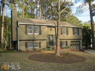 575 Sailwind Dr, Roswell, GA 30076-2928