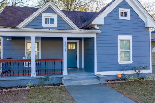 1028 Mayson Turner Rd, Atlanta, GA 30314-2833