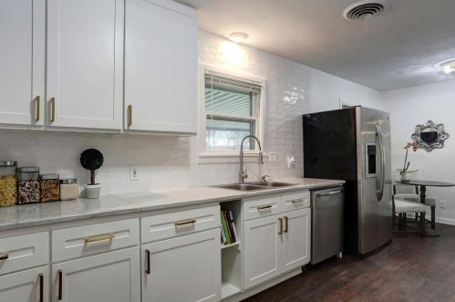 4616 Selkirk Dr, Fort Worth TX  76109-5042 exterior