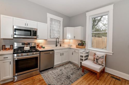 2612 Hemlock St, Cincinnati OH  45206-1608 exterior