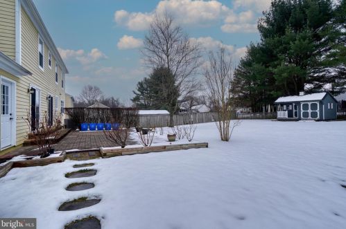 1609 Mithering Ln, Silver Spring MD 20905-7045 exterior