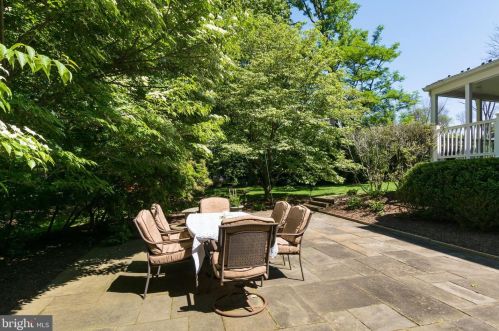 33 Brearly Rd, Princeton NJ  08540-6767 exterior