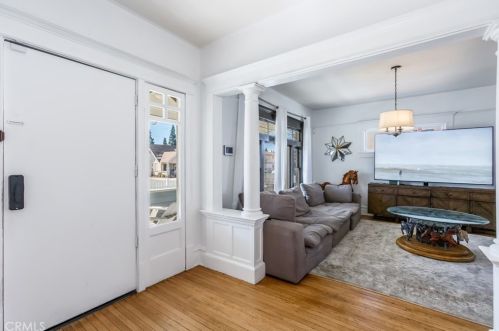501 Walnut St, Santa Ana CA  92701-6029 exterior