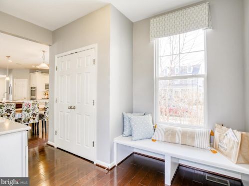 395 Lord Fairfax St, Charles Town WV 25414-2529 exterior