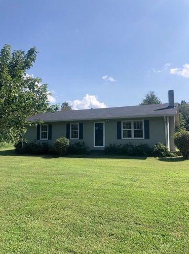1266 Abrams Rd, Silver Creek, GA 30173-2756