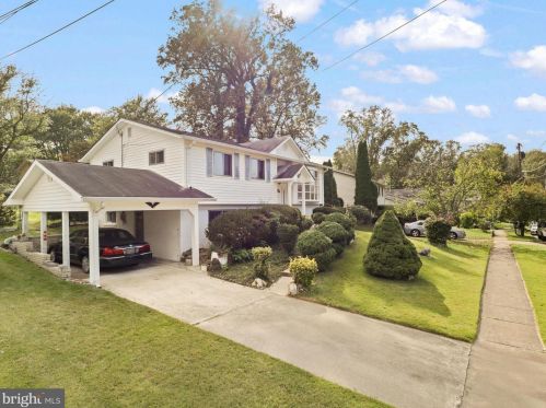 7427 Mcwhorter Pl, Annandale, VA 22003-5646