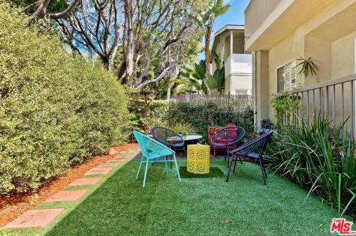2708 Arizona Ave, Santa Monica, CA 90404-1500
