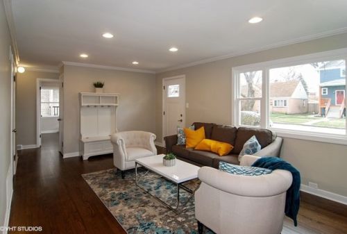 3122 Harrison Ave, Brookfield, IL 60513-1153