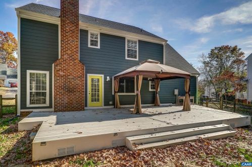 2028 Locke Ln, Charlottesville, VA 22911-7592