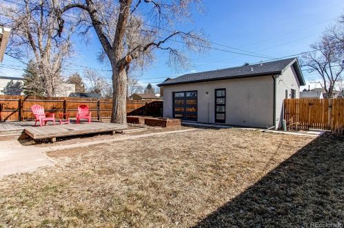 2202 Marion St, Denver CO  80205-5247 exterior