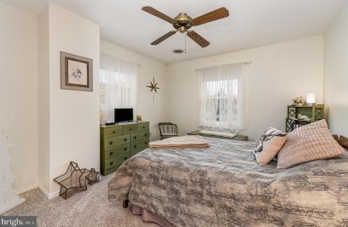 904 Pheasant Dr, Carlisle PA 17013-1255 exterior