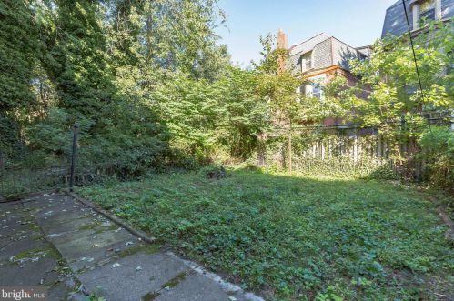 4709 Baltimore Ave, Philadelphia PA 19143-3118 exterior