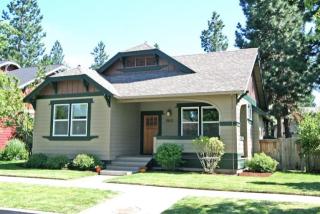 2613 Lemhi Pass Dr, Bend, OR 97701-5528