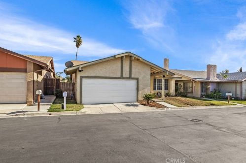 4232 Mill Creek St, Riverside, CA 92509-6662