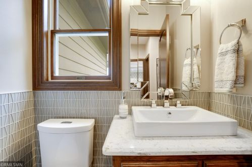 10147 Bridgewater Pkwy, Saint Paul MN  55129-8587 exterior