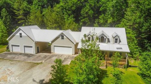 169 Sandy Rd, Toccoa, GA 30577-6975