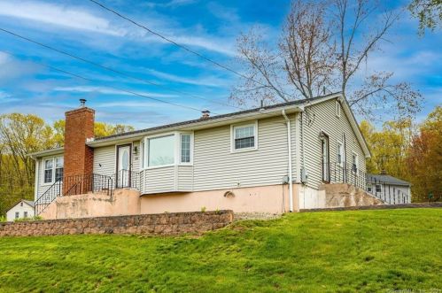 118 Evergreen Rd, Vernon, CT 06066-4304