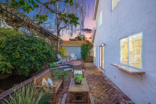 324 Seacliff Dr, Aptos, CA 95003-4331