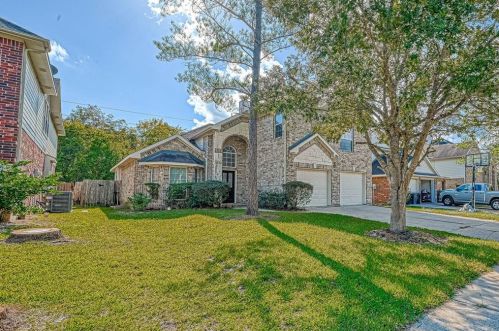 5610 Indigo Trails Dr, Richmond TX  77469-6238 exterior