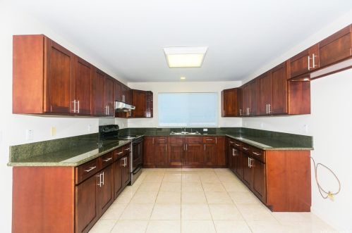 1009 13th Ave, Honolulu HI  96816-3835 exterior