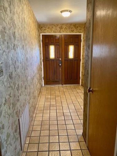 18419 Watters Dr, Hayward, CA 94546-2256