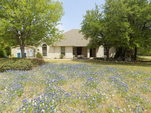 6616 Red Bud Rd, Fort Worth, TX 76135-5328