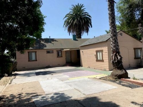 4006 Hazard Ave, Santa Ana, CA 92703-2606