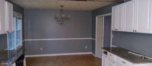 1012 Ellis Rd, Stone Mountain, GA 30083-5109