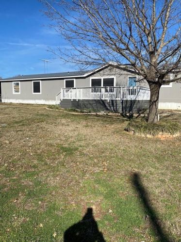 8104 Fawn Cir, Granbury, TX 76049-6417