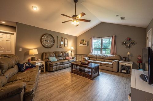 245 Cedar Springs Ln, Dahlonega, GA 30533-7805