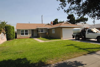 1229 Romneya Dr, Anaheim CA  92801-2017 exterior