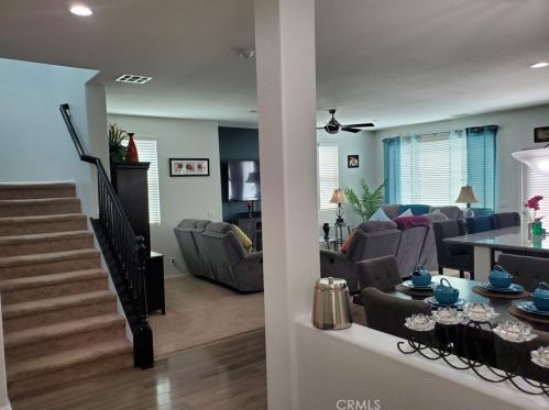 277 Bloomington Ave, Rialto, CA 92376-6911