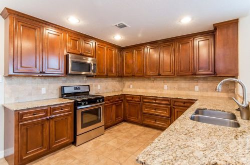 10216 Wood Fern Ct, Conroe TX  77385-7912 exterior