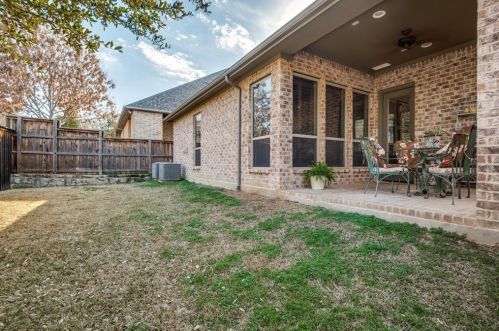 2119 Hl, Irving TX 75038-6296 exterior