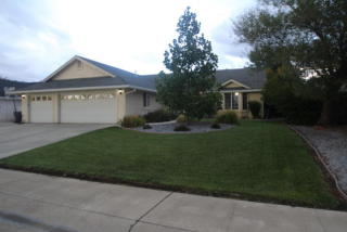 3355 Meridian Dr, Redding, CA 96002-5061