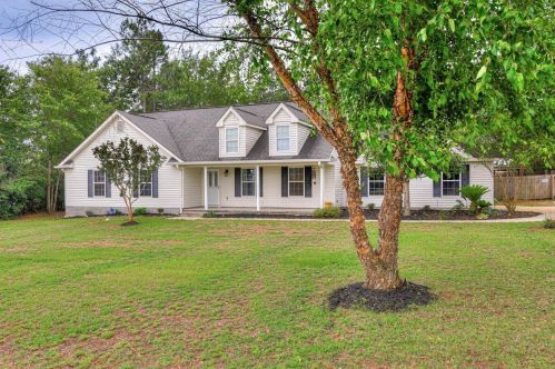 532 Madelyn Dr, Graniteville, SC 29829-3926