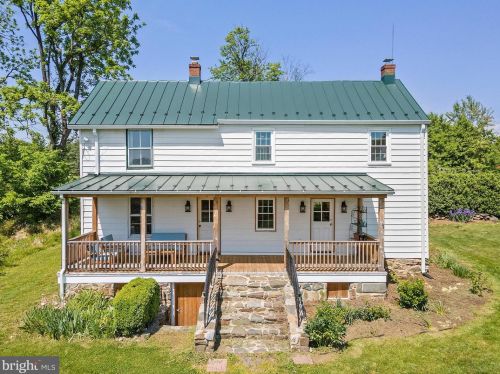 16358 Hamilton Station Rd, Waterford, VA 20197-1109