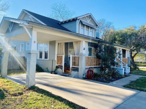 408 Main St, Halsted, TX 78945-2742